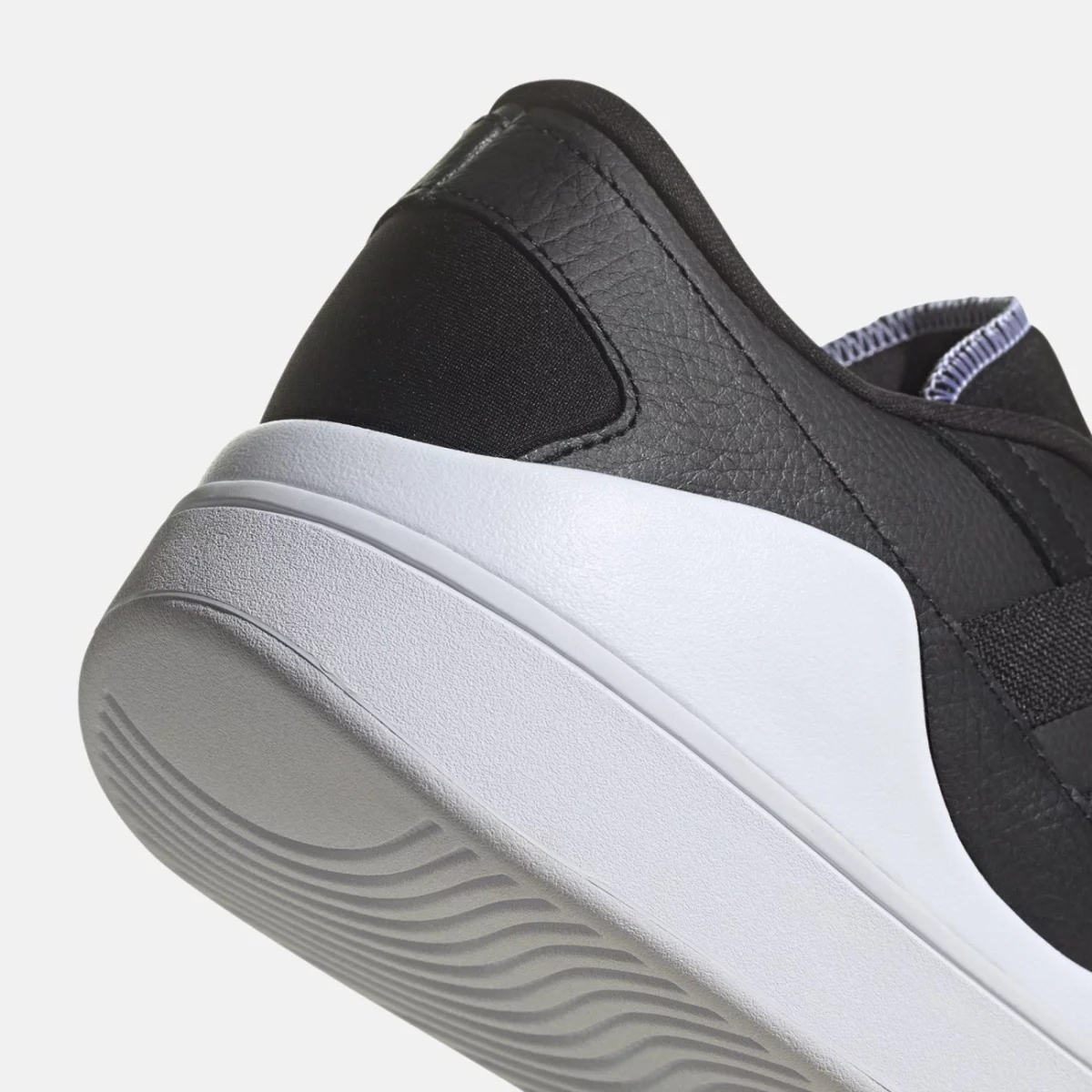 ig7318_9_footwear_photography_detail-view-2_transparent-huge-665834381703f