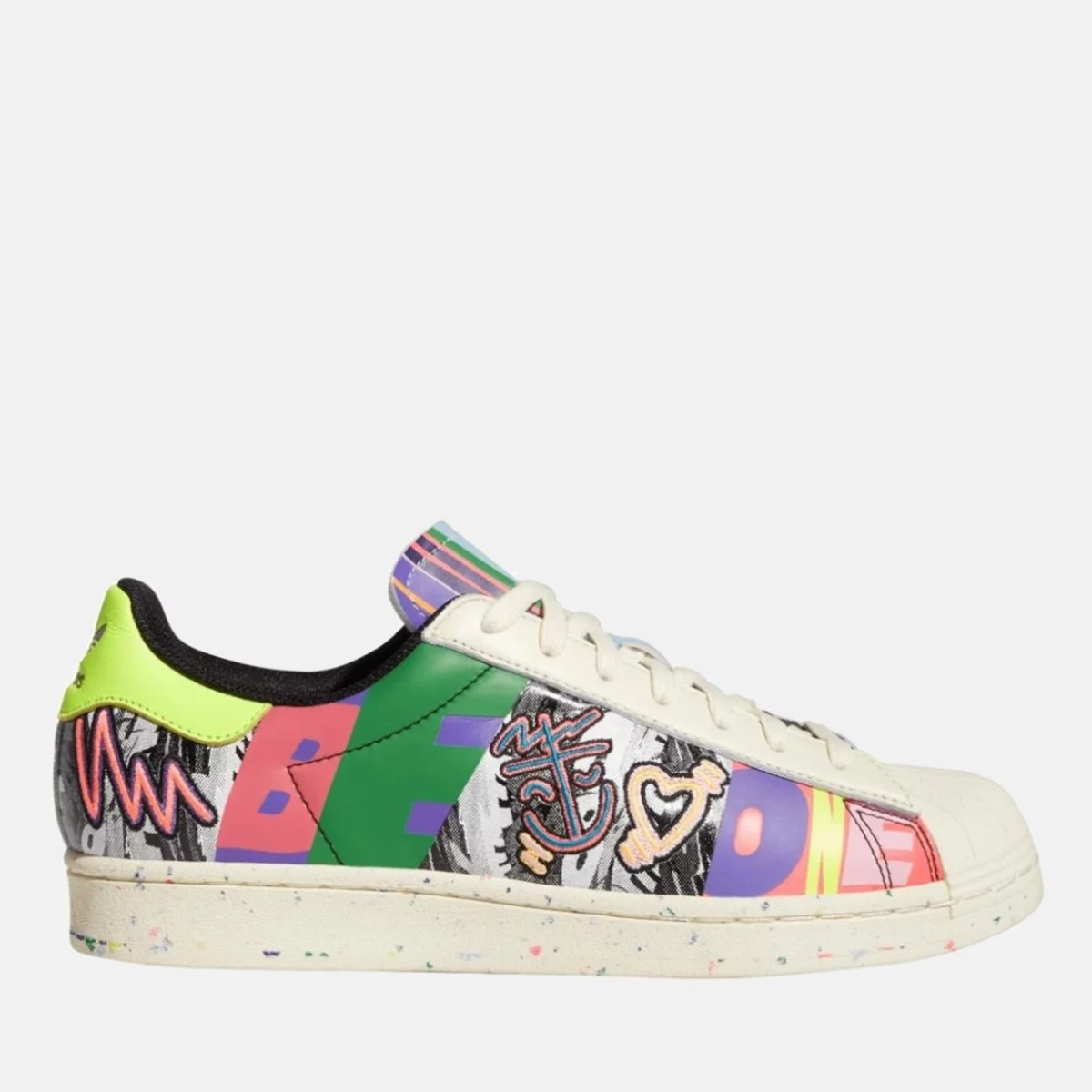gx6395_1_footwear_photography_side-lateral-center-view_transparent-huge-6658076cb83e4