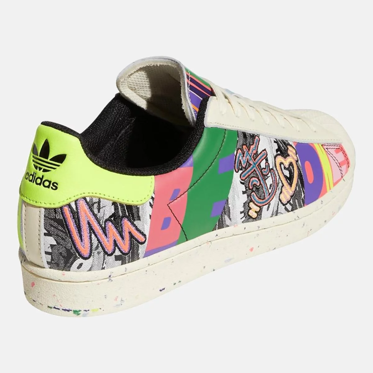 gx6395_7_footwear_photography_back-lateral-top-view_transparent-huge-6658076fc720d