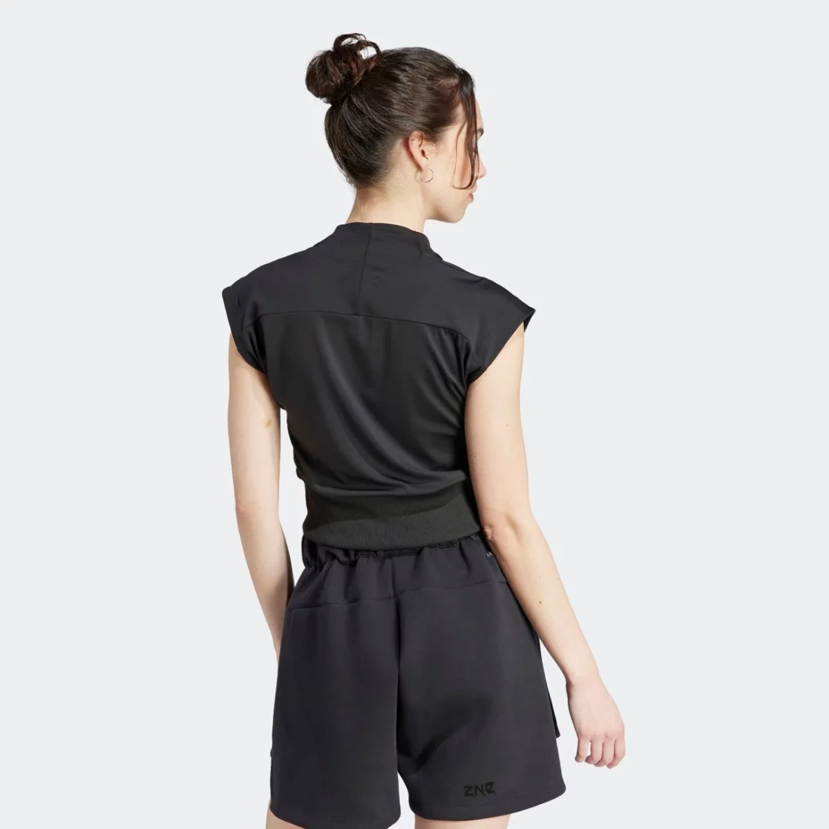 hz2869_5_apparel_on-model_back-view_grey-huge-6657a778b8ec7