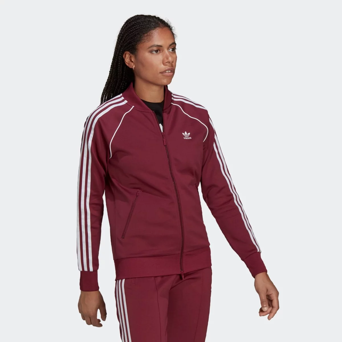 h34594_app_on-model_walking_gradient-huge-665765f6e35c0