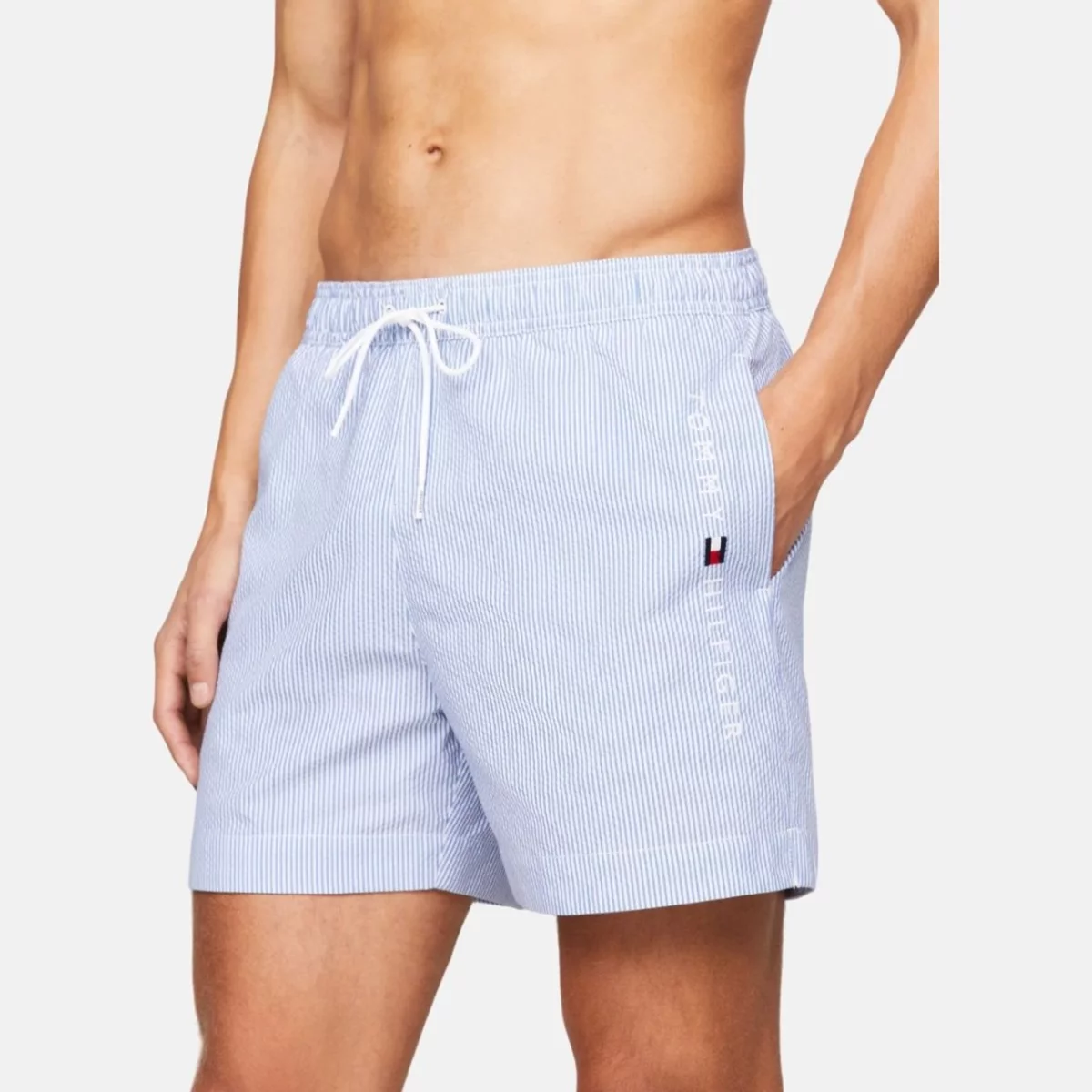 um0um032650j3_mo-f1-photoroom.png-photoroom-huge-6657b3395a8ea