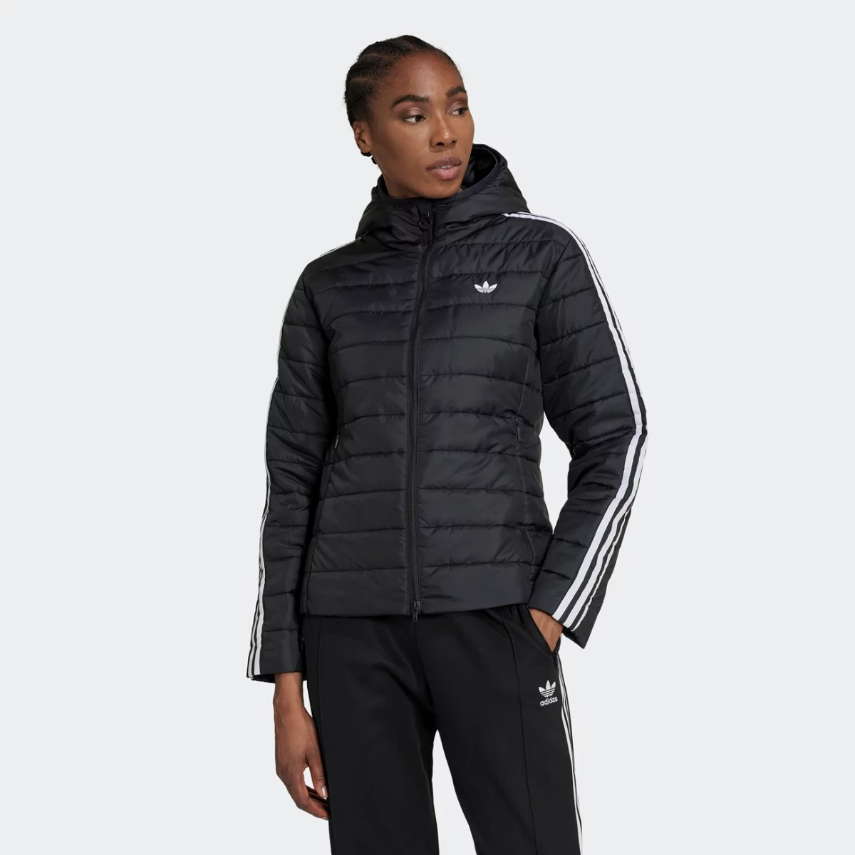 hm2612_3_apparel_on-model_standard-view_grey-huge-66579338454a0