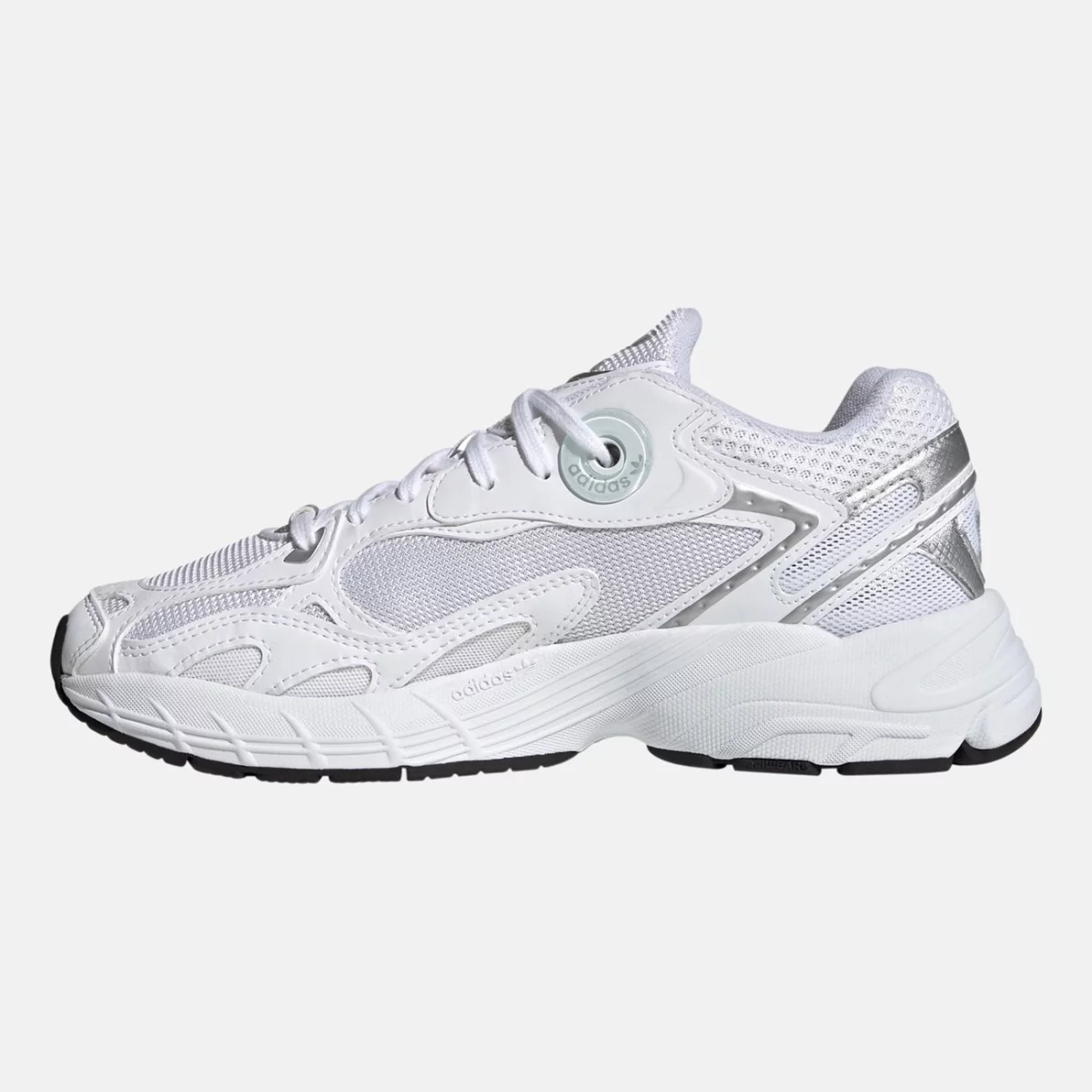 gy5565_5_footwear_photography_side-medial-center-view_transparent-huge-6658067a4f7cf