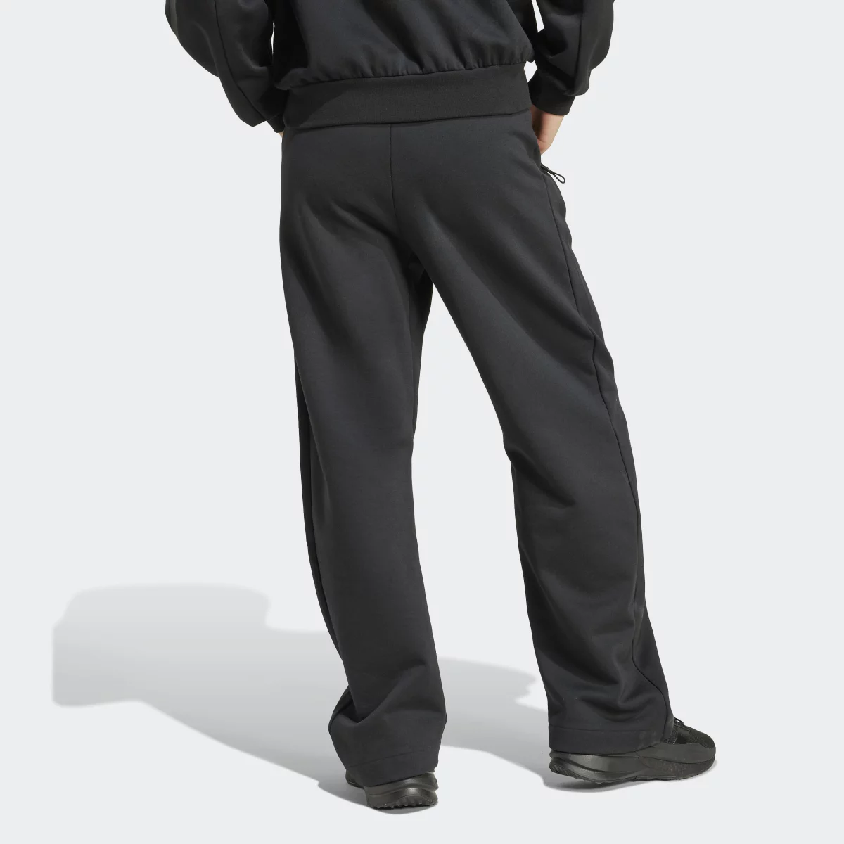 671775e2f2a00JE7850_4_APPAREL_On_Model_Back_View_grey