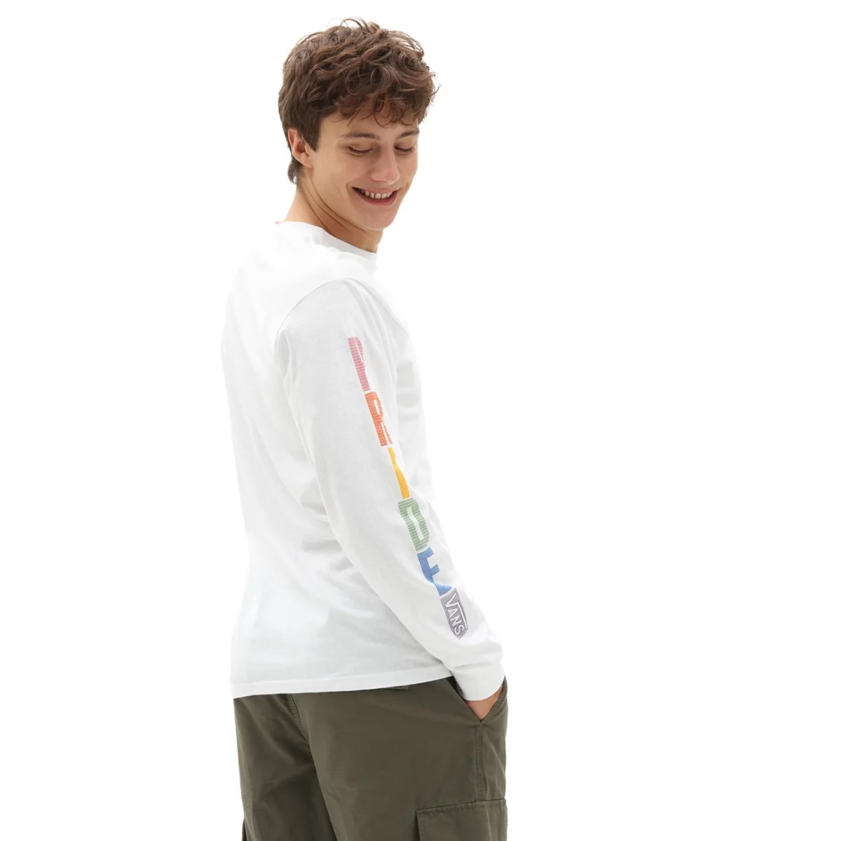 vn0a5e89wht-alt2-huge-66575d95013bc