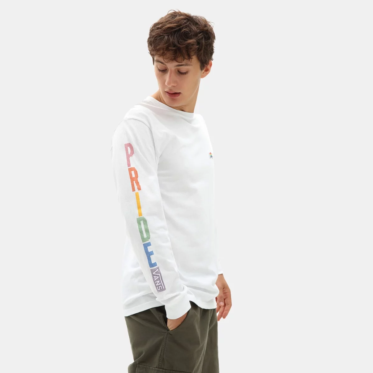 vn0a5e89wht-hero-huge-66575d9645320