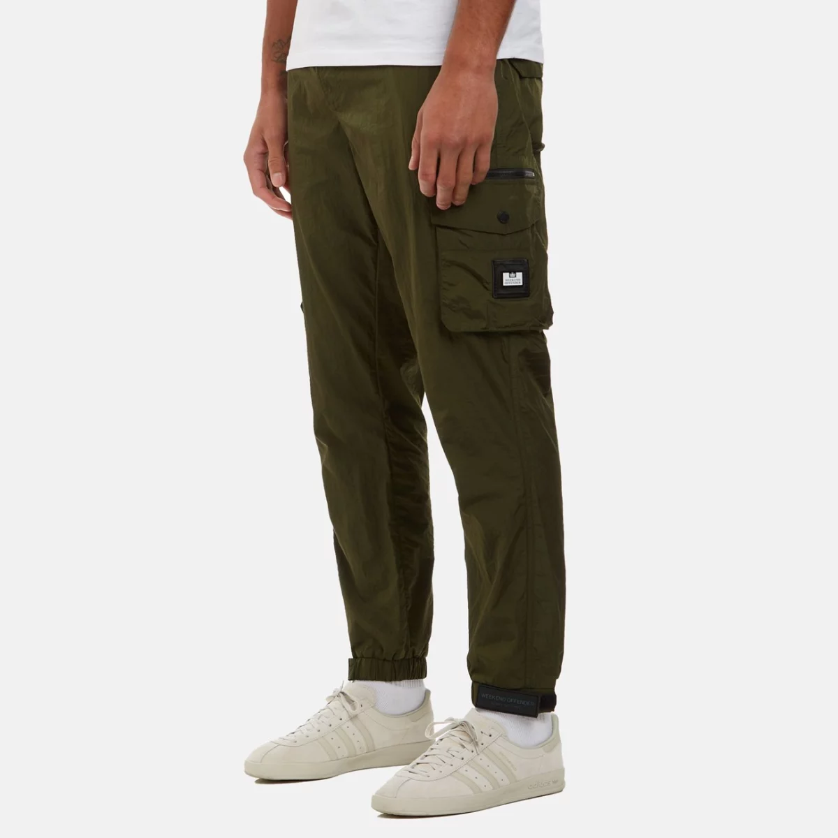 ss22_wpss22_05_salvador_dark-green_model-2-huge-665772e561a56