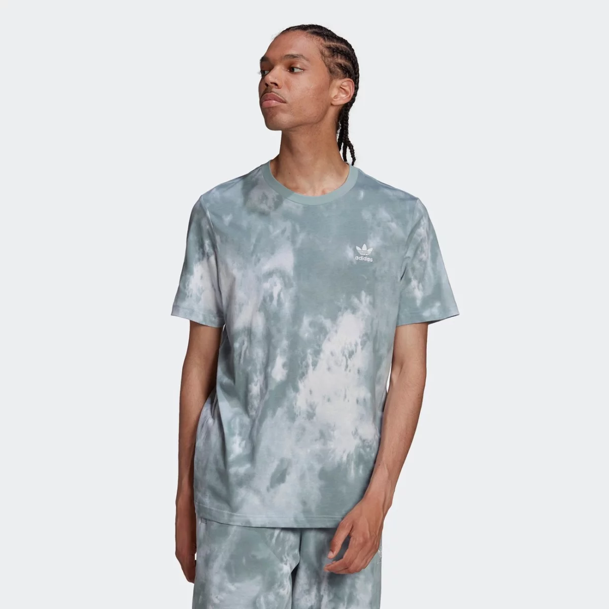 he9448_app_on-model_standard_gradient-huge-665776f737244