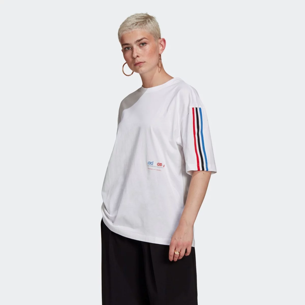 gn2870_app_on-model_standard_gradient-huge-6657554bce961