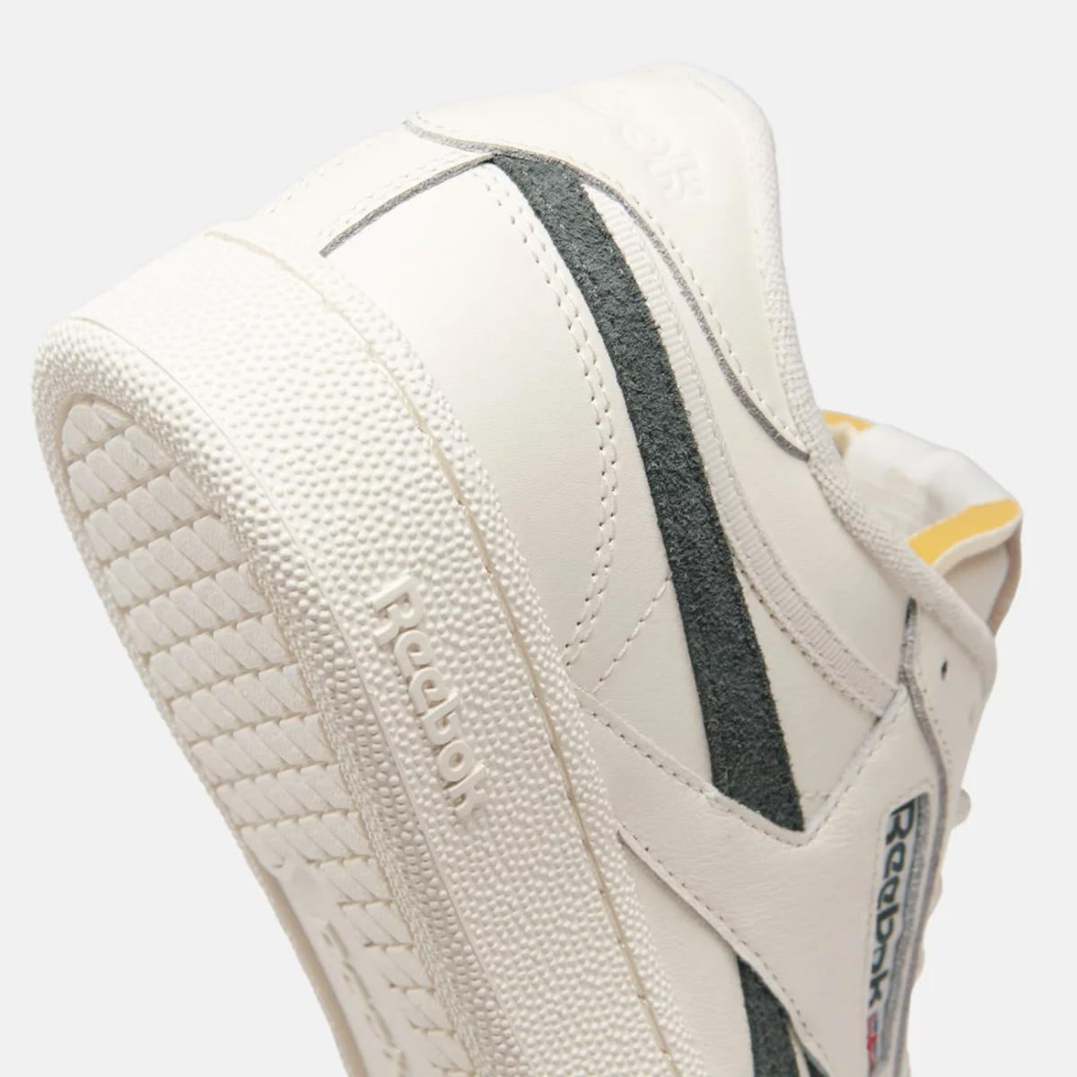 ig9436_7_footwear_photography_detail-view-1_transparent-huge-66582db692432