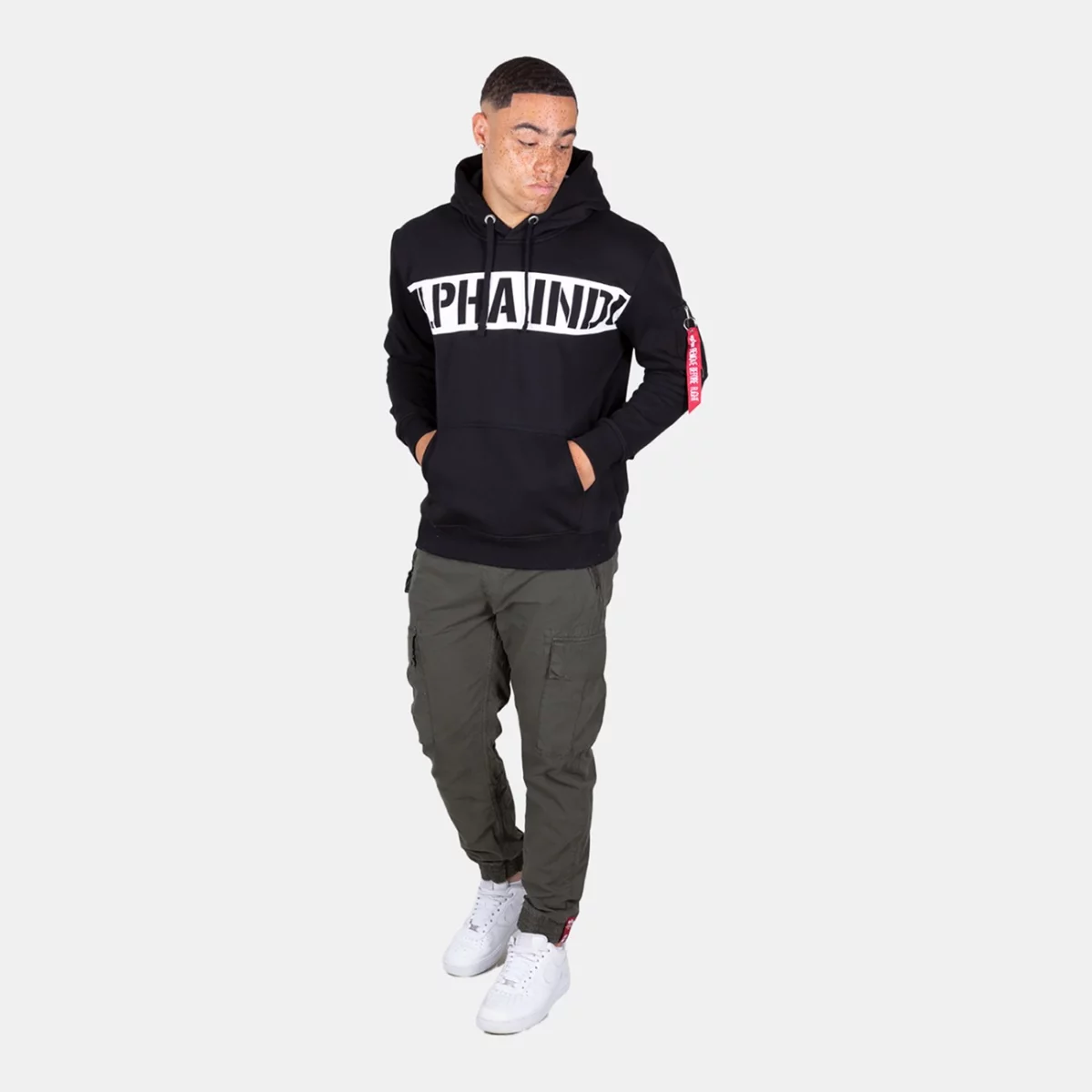 116201-136-alpha-industries-ripstop-jogger-005-huge-6657828d3c78a