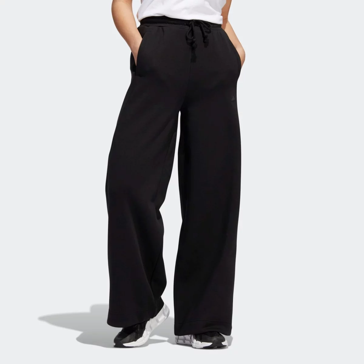 ht3302_3_apparel_on-model_standard-view_grey-huge-6657a0ed5f146