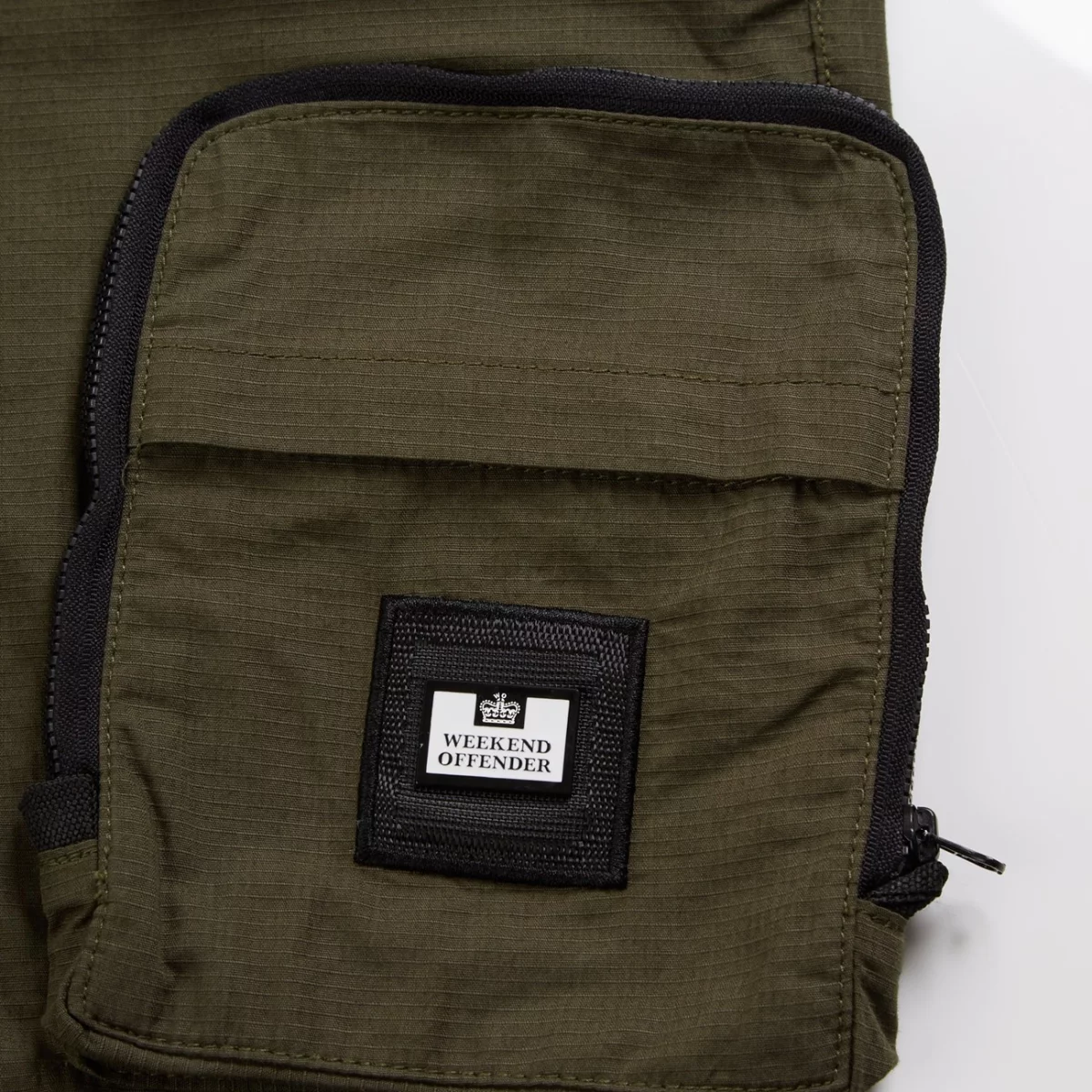 ss21_stss21_09_grace-bay_dark-army_detail-4-huge-665760376dc03