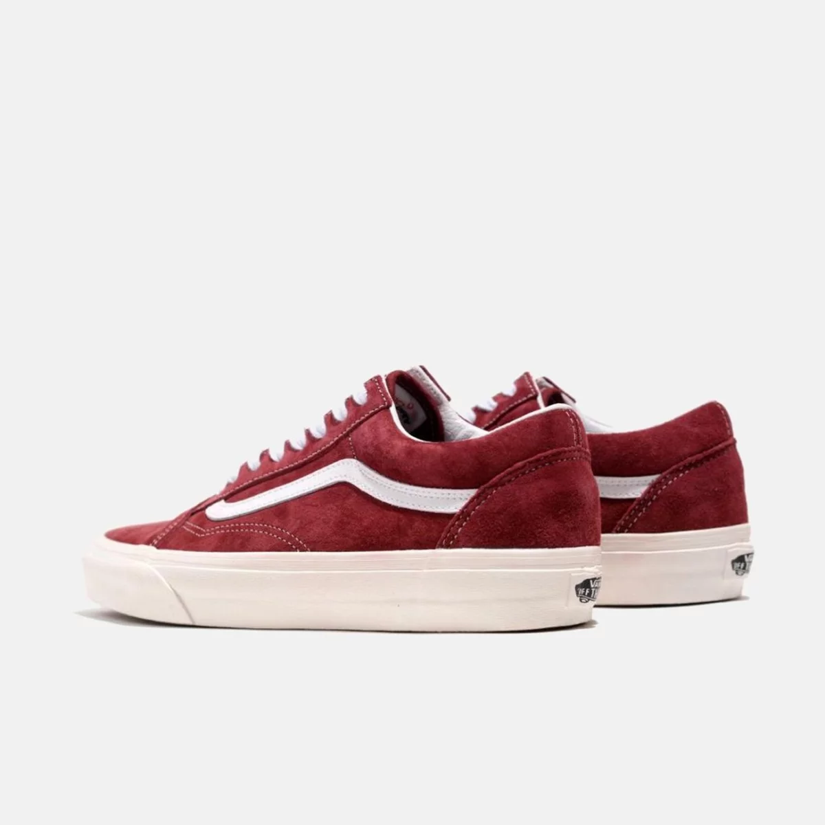 911x668_vans-old-skool-pig-suede-vn0a38g19g81-4-huge-665801de39334