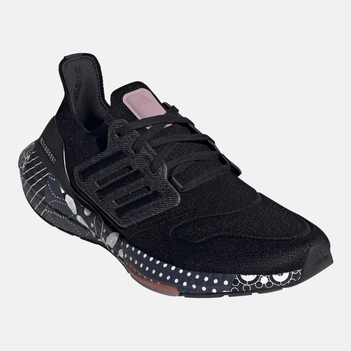 gw6914_6_footwear_photography_front-lateral-top-view_transparent-huge-66581fa2e35f5