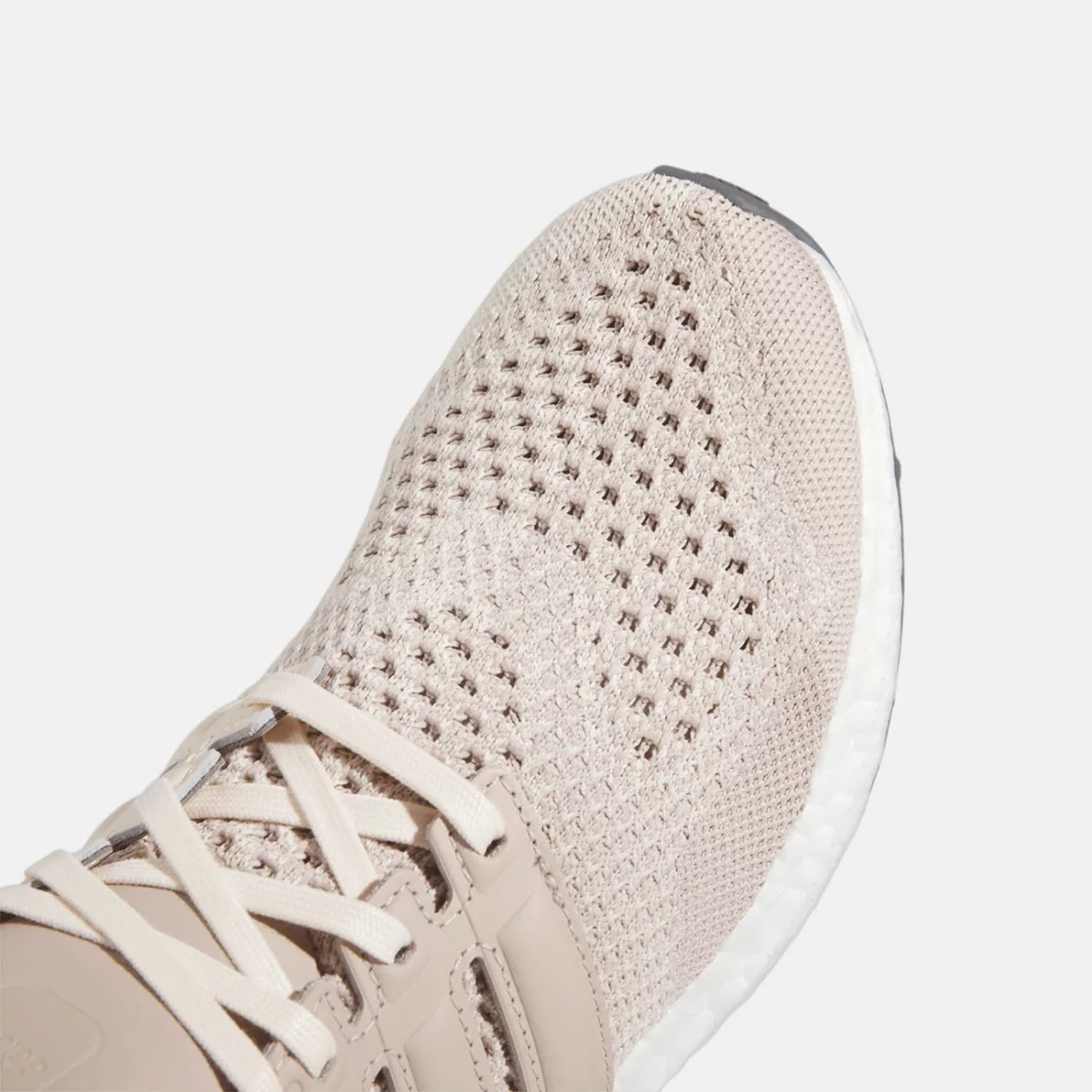 0_0080_hq2195_8_footwear_photography_detail-view-1_transparent-huge-66582c4d80474