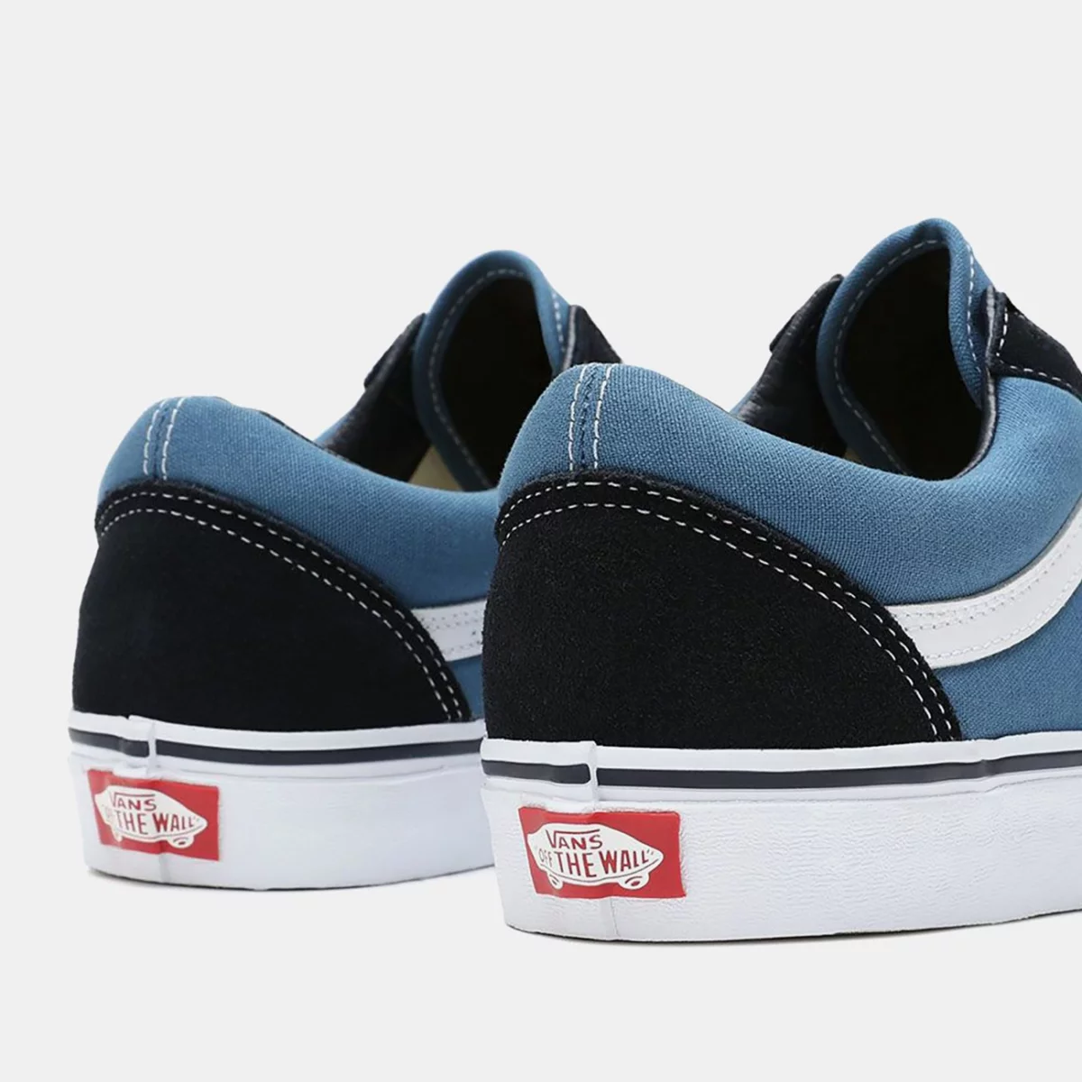 vans_vn000d3hnvy_cl_idx4_navy_2104101305-huge-6657b5c212a93