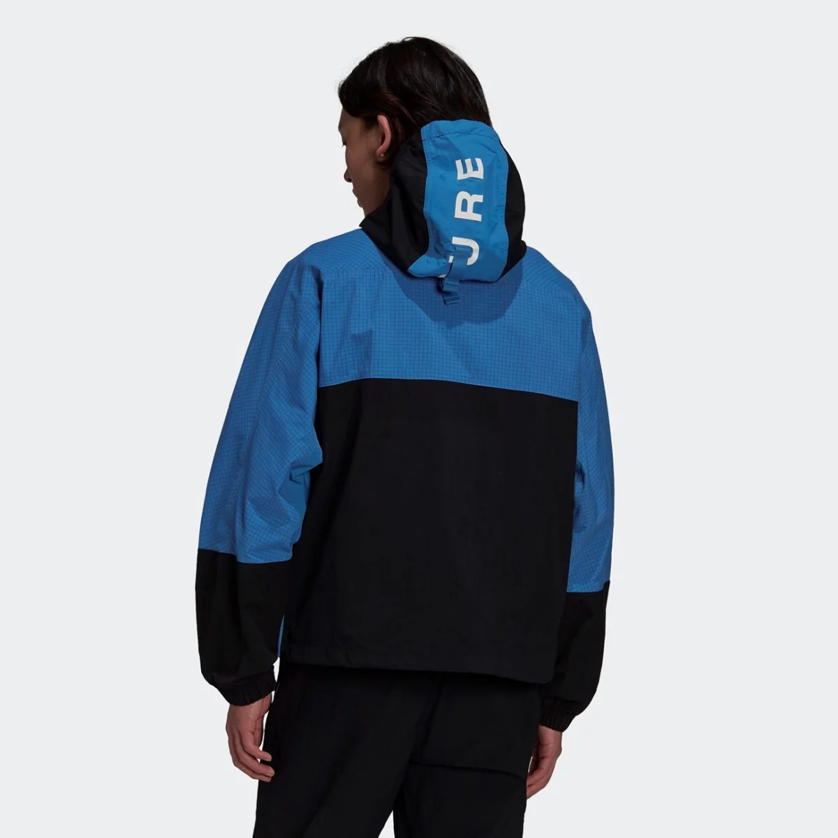 h09053_app_on-model_back_gradient-huge-6657669fe673d