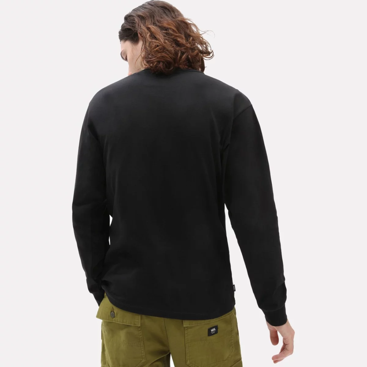 vn0a7pisblk-alt2-huge-66576a2f4451e