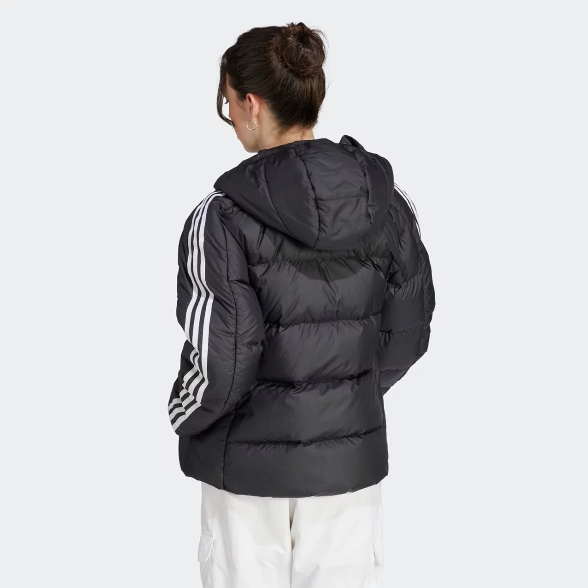 hz8483_5_apparel_on-model_back-view_grey-huge-6657a7a0c24a2
