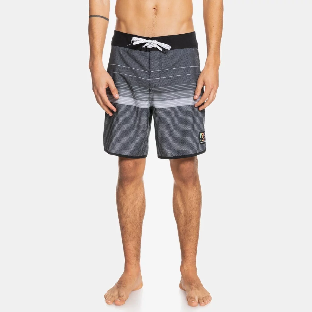 eqybs04586_quiksilver-w_kvj6_frt1-huge-665757c39fa82