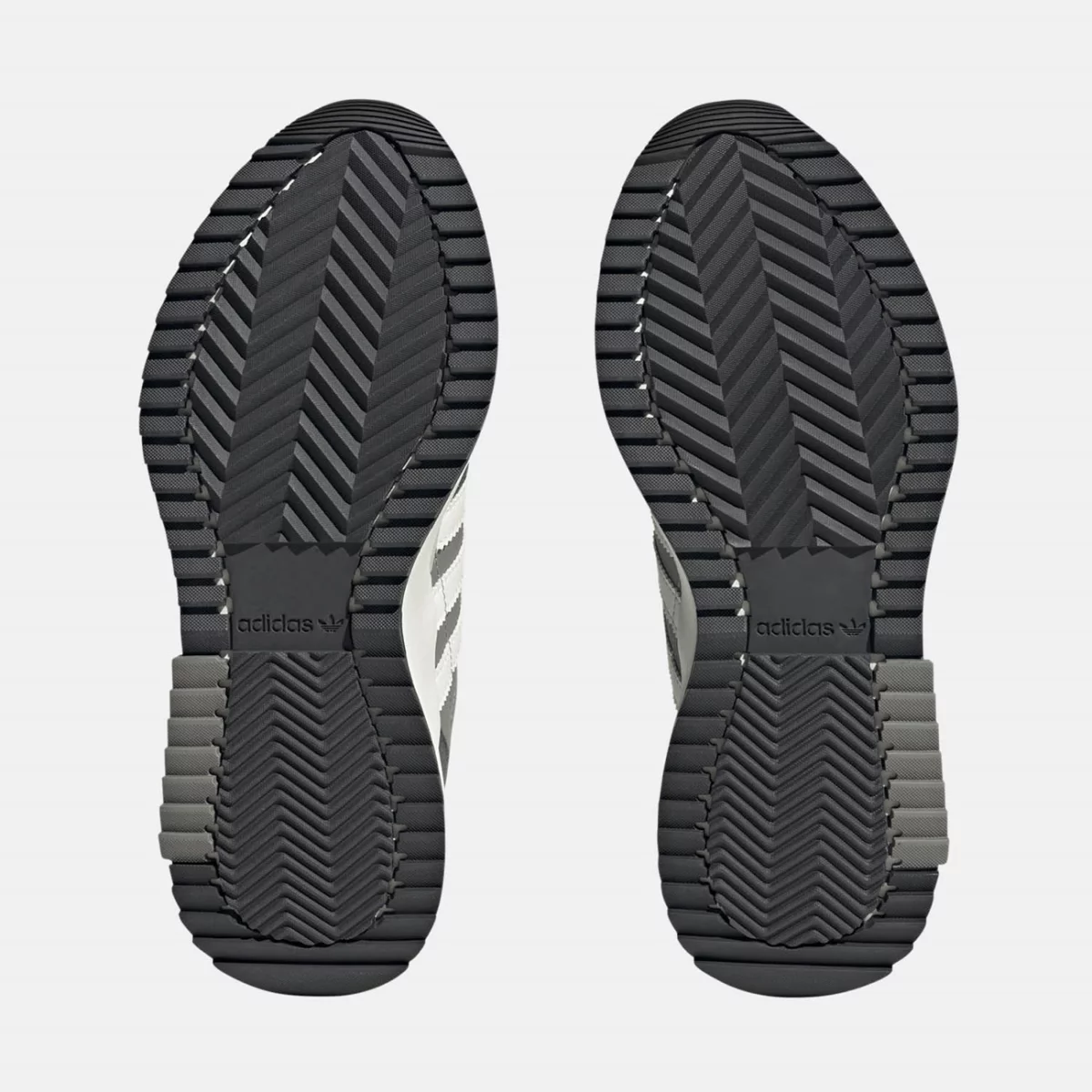 0_0096_hq1896_4_footwear_photography_bottom-view_transparent-huge-66582c3718c83