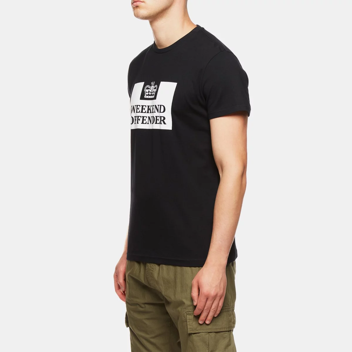 aw20_ts_01_prison_black_model_angle-huge-6657601becfbf