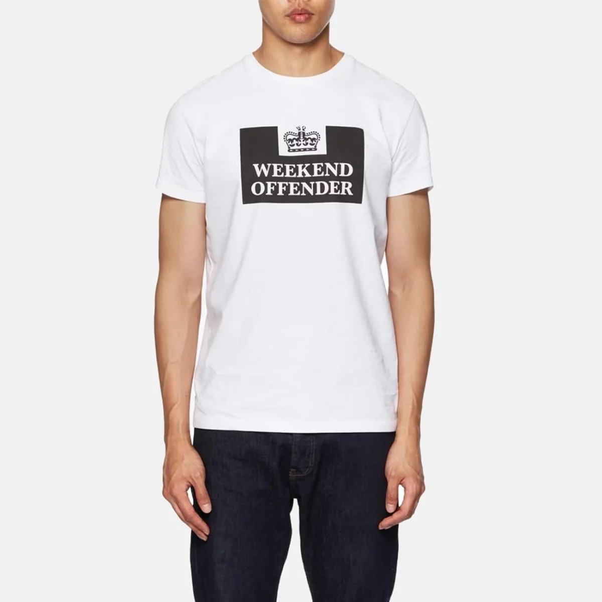 aw20_ts_01_prison_black_model_front-huge-66576018ec6e4
