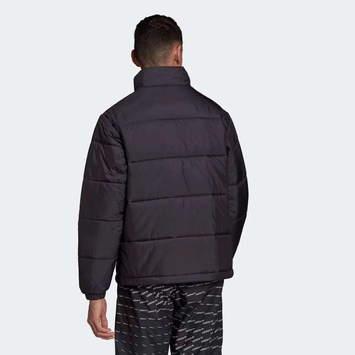 h13551_app_on-model_back_gradient-huge-6657620383998
