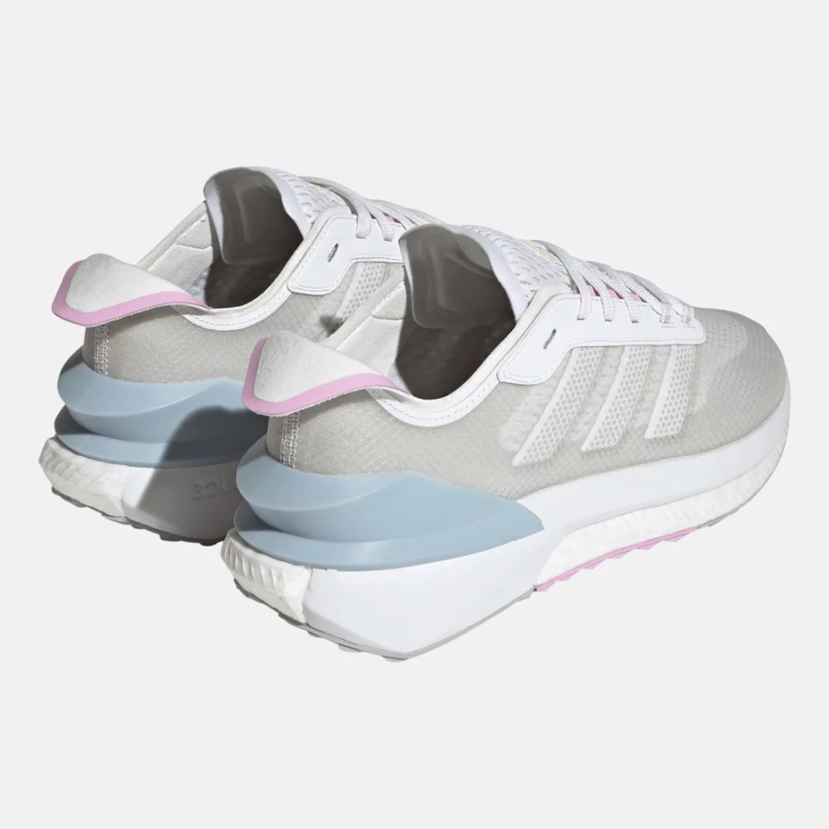 ig0645_7_footwear_photography_back-lateral-top-view_transparent-huge-665835e3172b2
