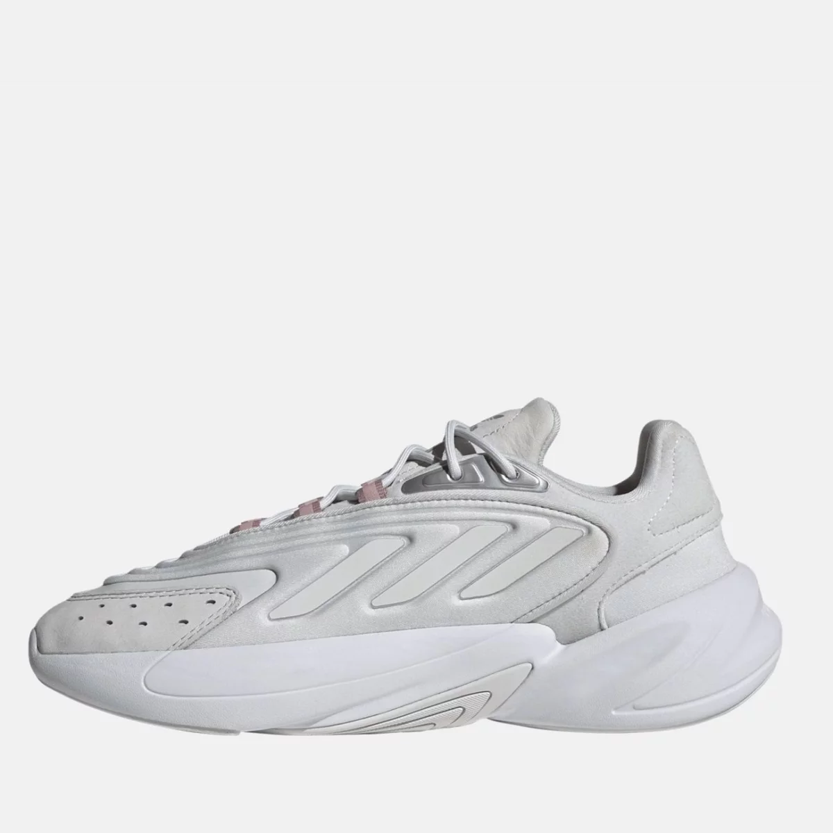 gw0612_5_footwear_photography_side-medial-center-view_transparent-huge-66581fd9618f2
