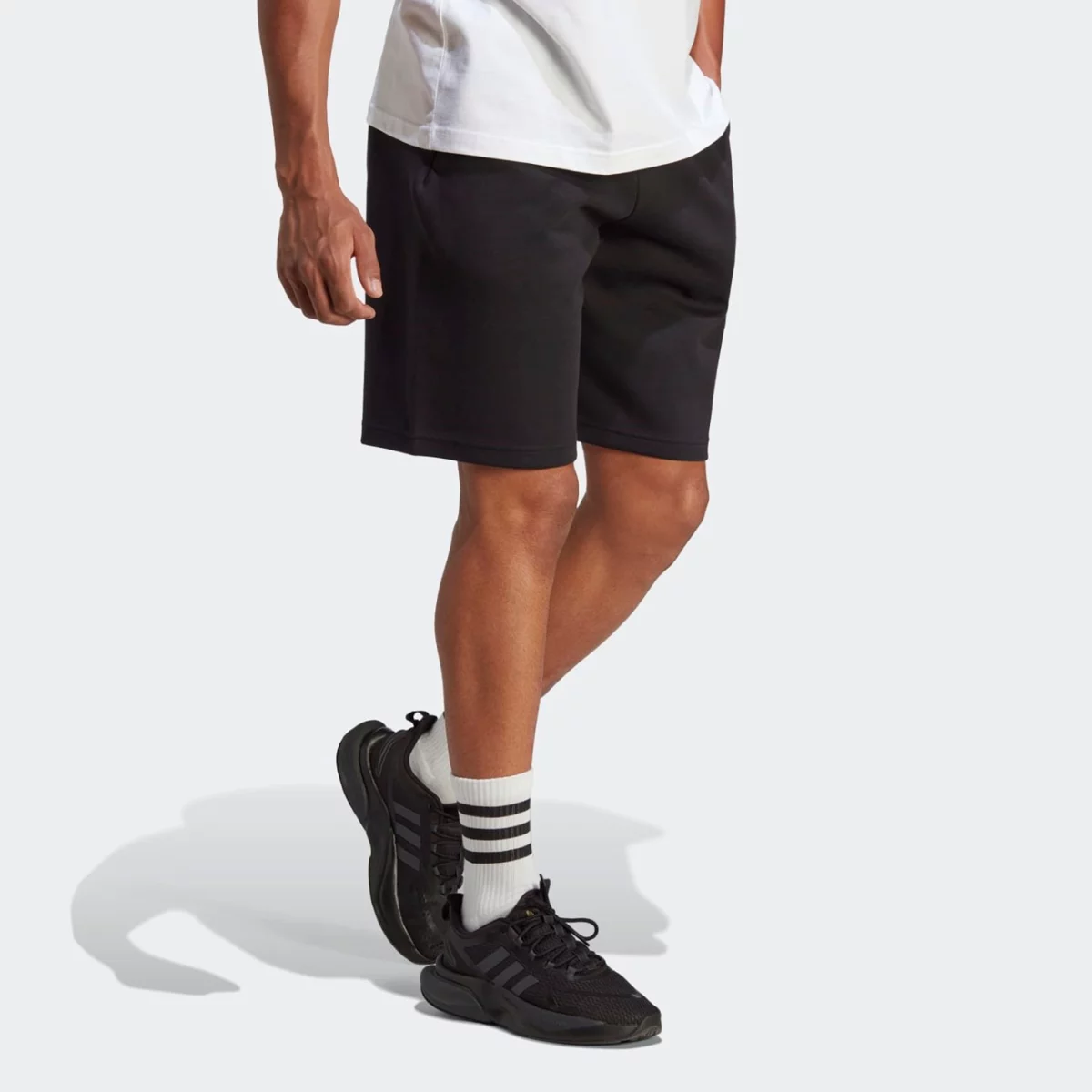 ic3737_6_apparel_on-model_walking-view_grey-huge-6657a06b40f51