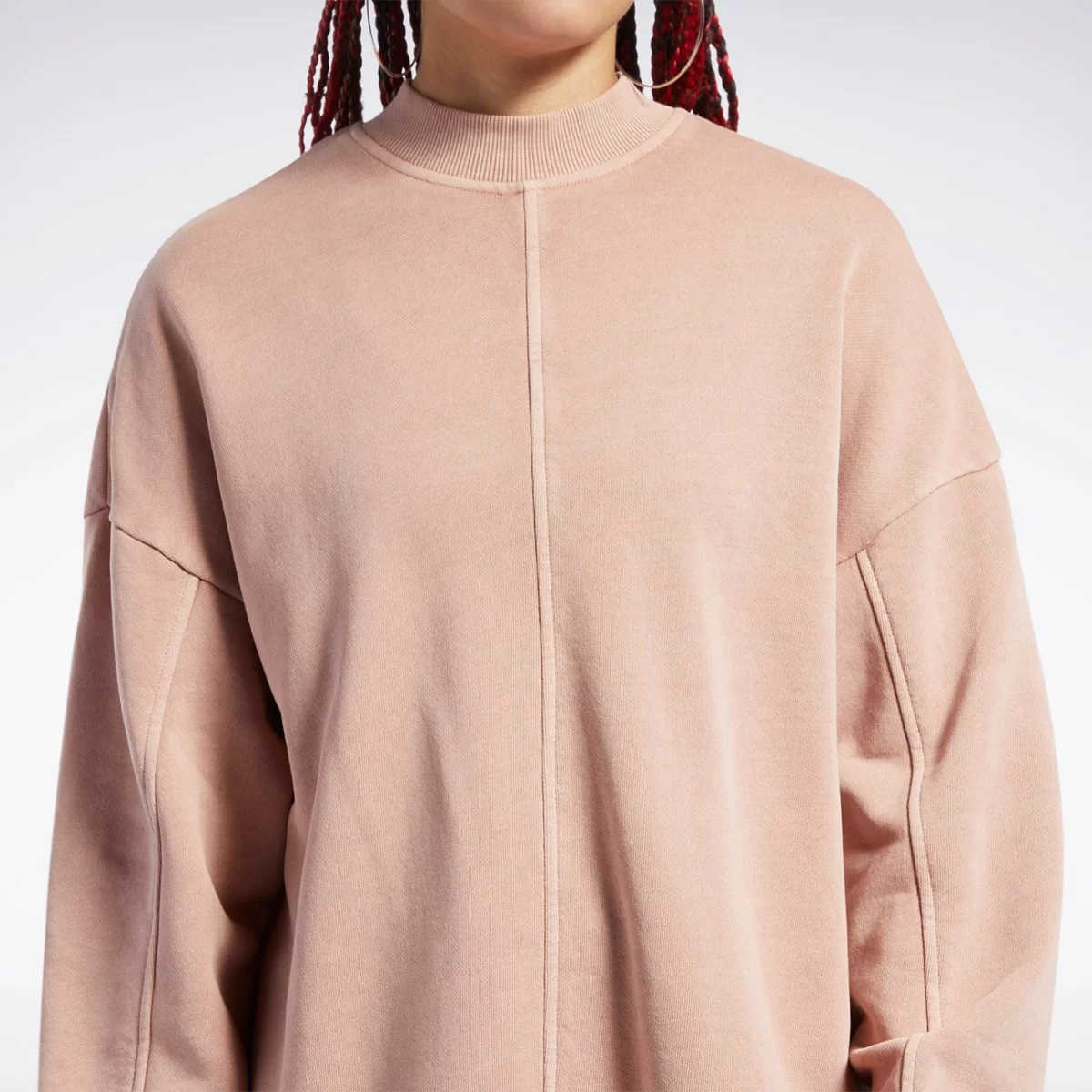 h46791_app_on-model_detail-3_gradient-huge-665779019db6c