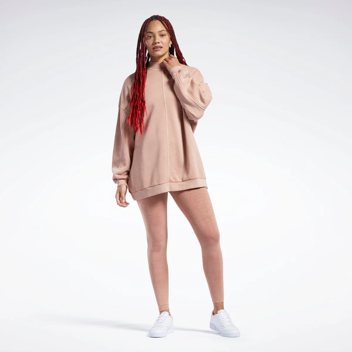 h46791_app_on-model_side_gradient-huge-665779003c552
