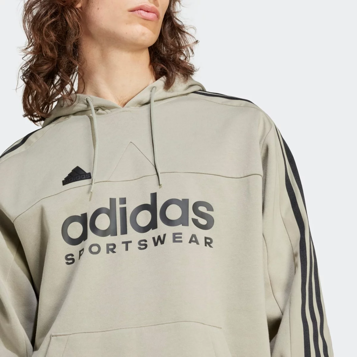 iv8125_8_apparel_on-model_detail-view-2_grey-huge-6657b223450aa