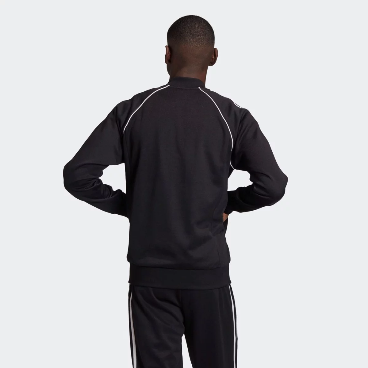 gf0198_app_on-model_back_gradient-huge-665766831a2b6