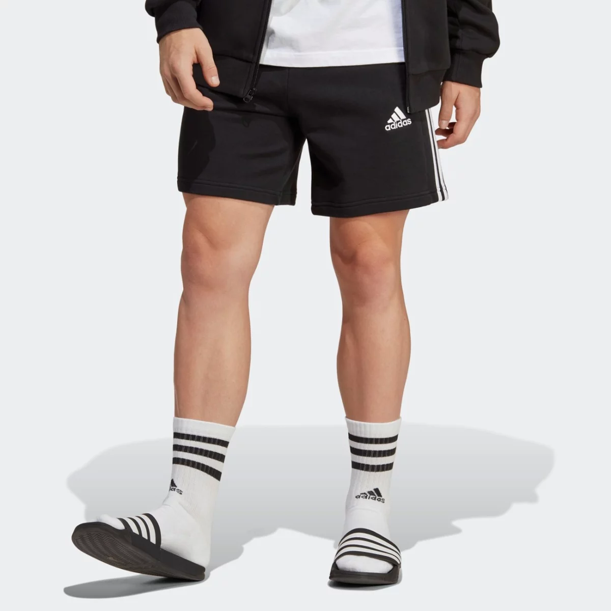 ic9435_3_apparel_on-model_standard-view_grey-huge-6657a1cbe3f14