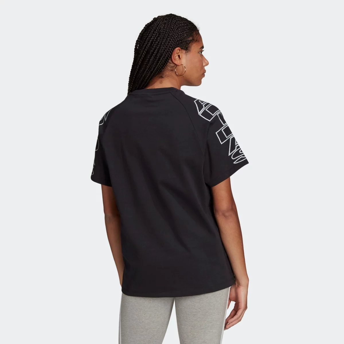 h15801_app_on-model_back_gradient-huge-665761c48cd7e