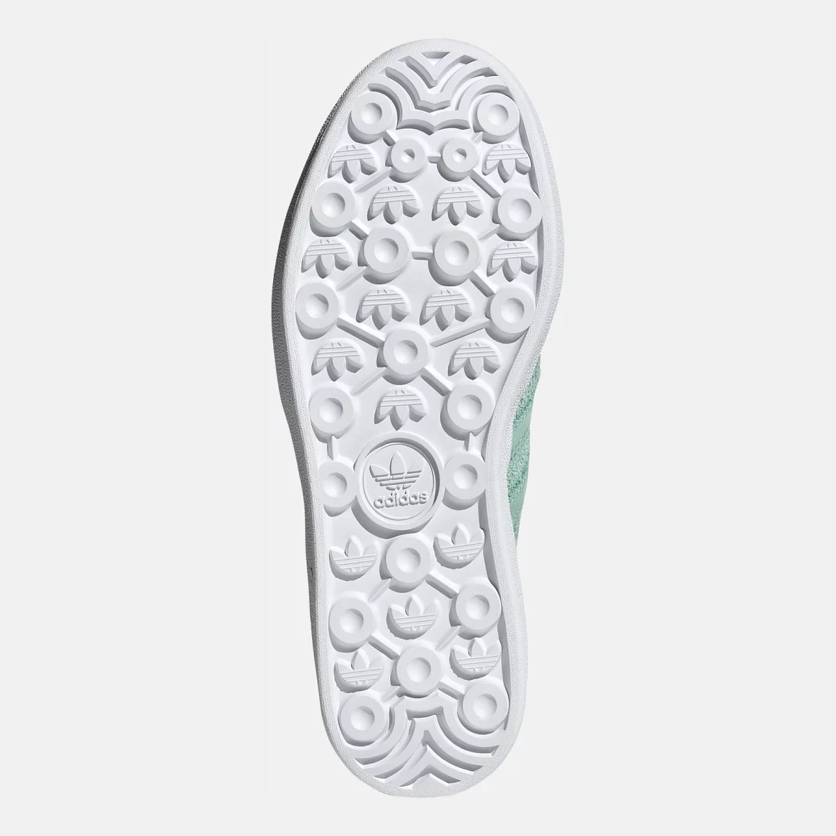 67657cde2f474IG4381_4_FOOTWEAR_Photography_Bottom_View_transparent