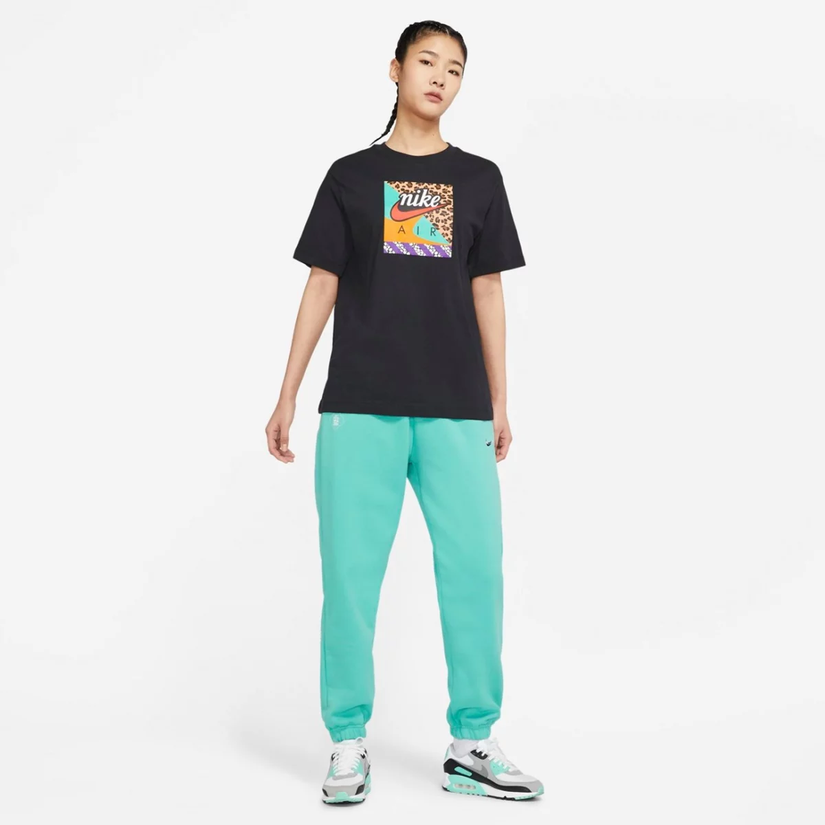 dn5882-010-huge-66577cad73828