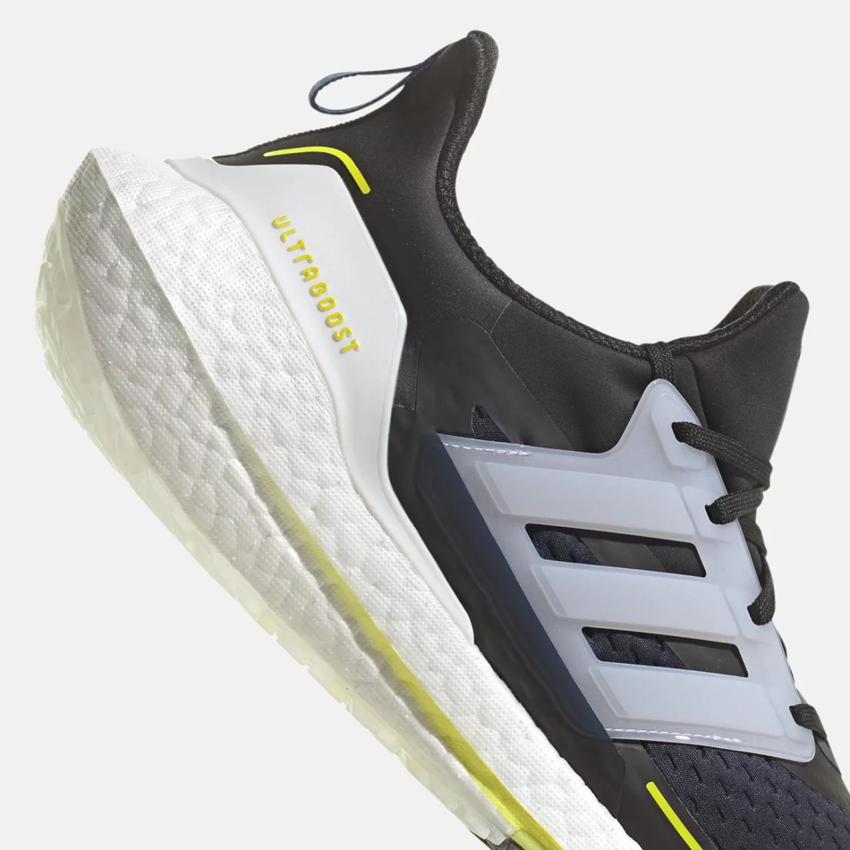 s23893_8_footwear_photography_detail-view-1_transparent-huge-6657f76e80397