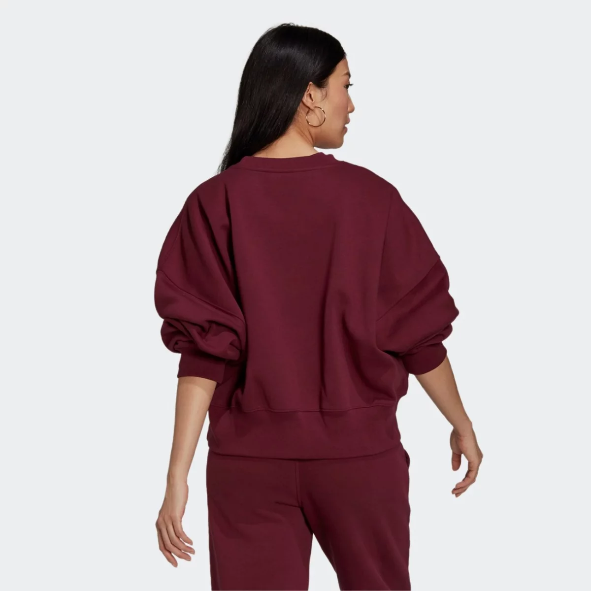 h06662_app_on-model_back_gradient-huge-6657632a3a774