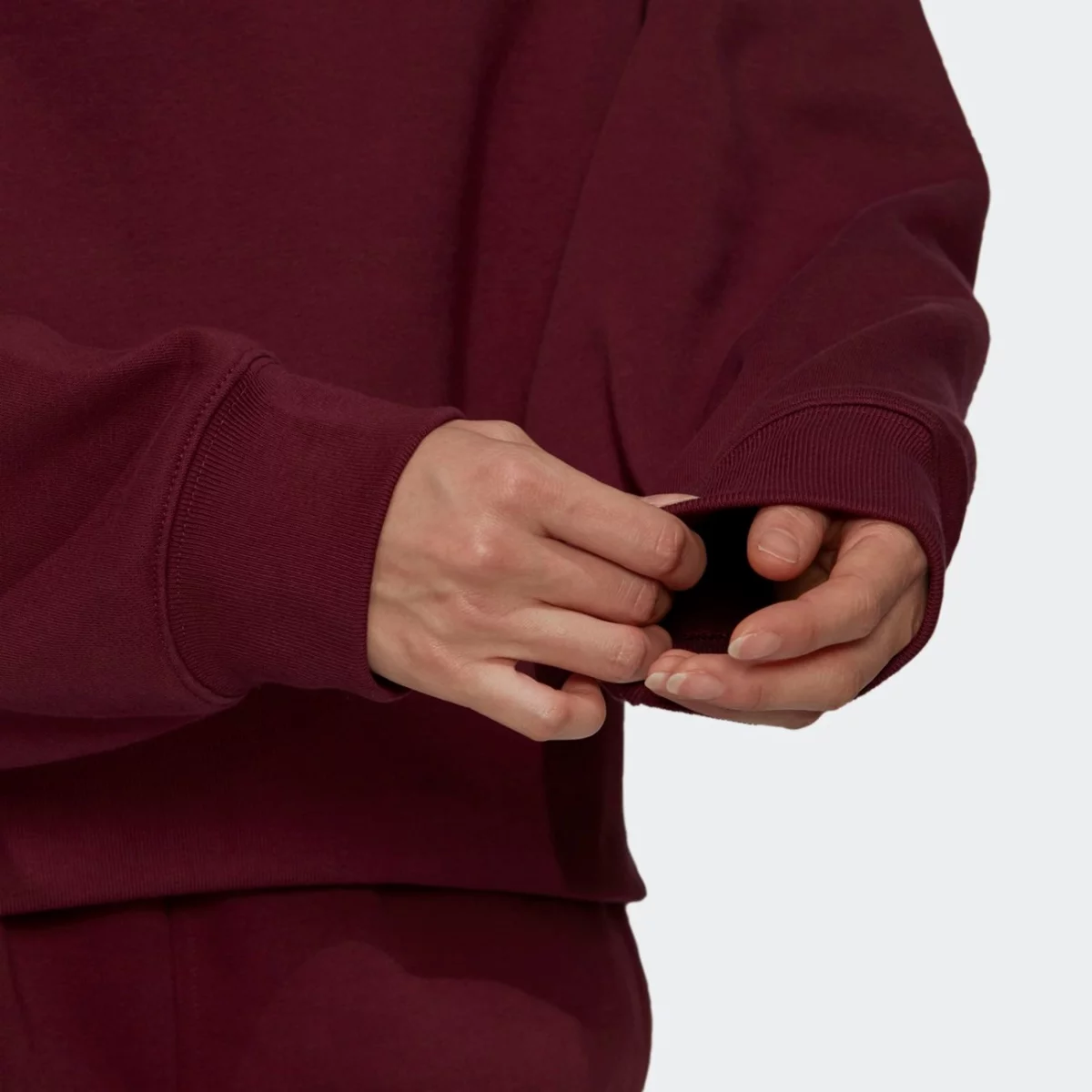 h06662_app_on-model_detail-2_gradient-huge-6657632548063
