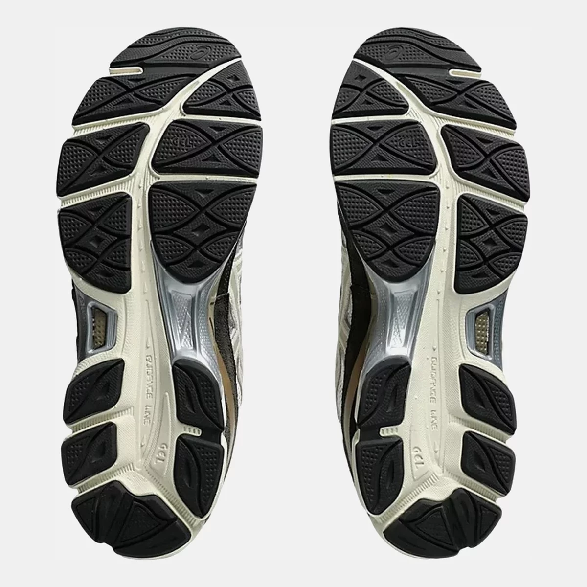 66f3e3c36591easics_sportstyle_gel_nyc_upod_eis_5_Photoroom