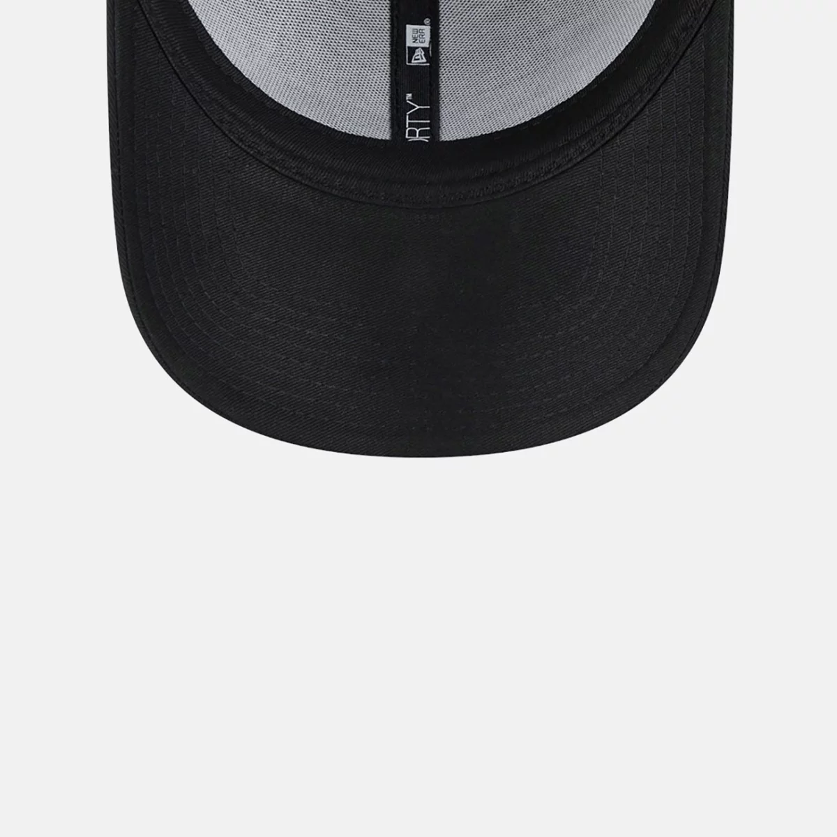 chicago-bulls-seasonal-infill-black-9forty-adjustable-cap-60424761-bottom-huge-6657abe407291