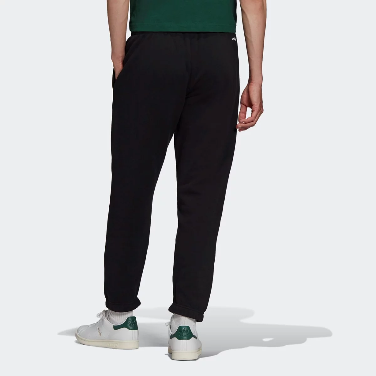 h37730_app_on-model_back_gradient-huge-6657656953156
