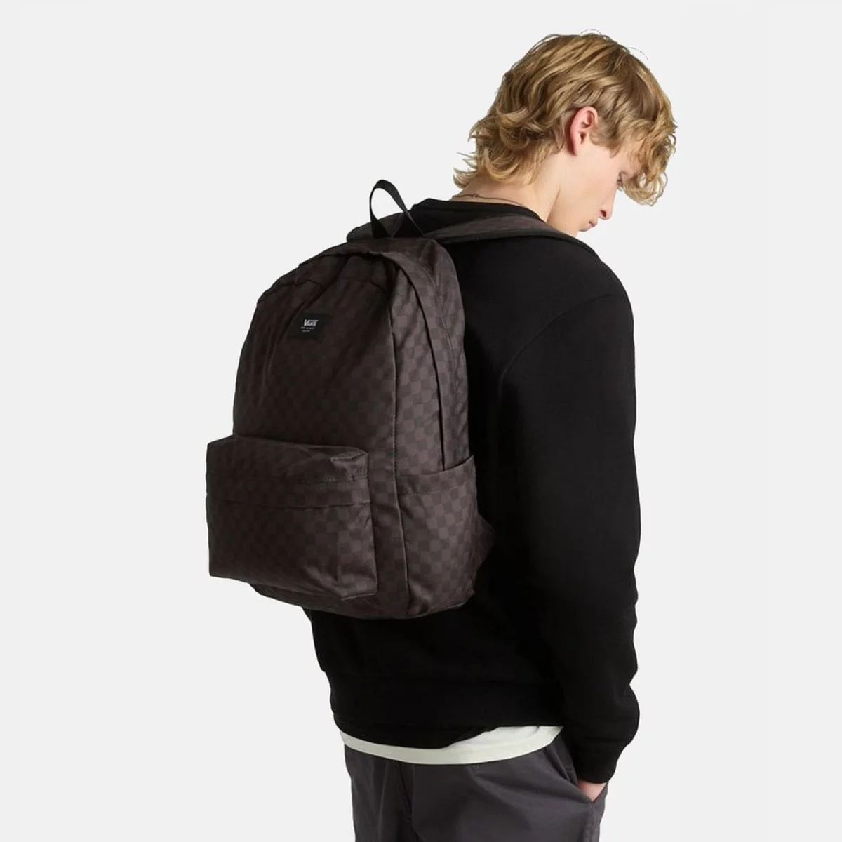 673b2fa5bb590vans_old_skool_check_backpac_black_2_
