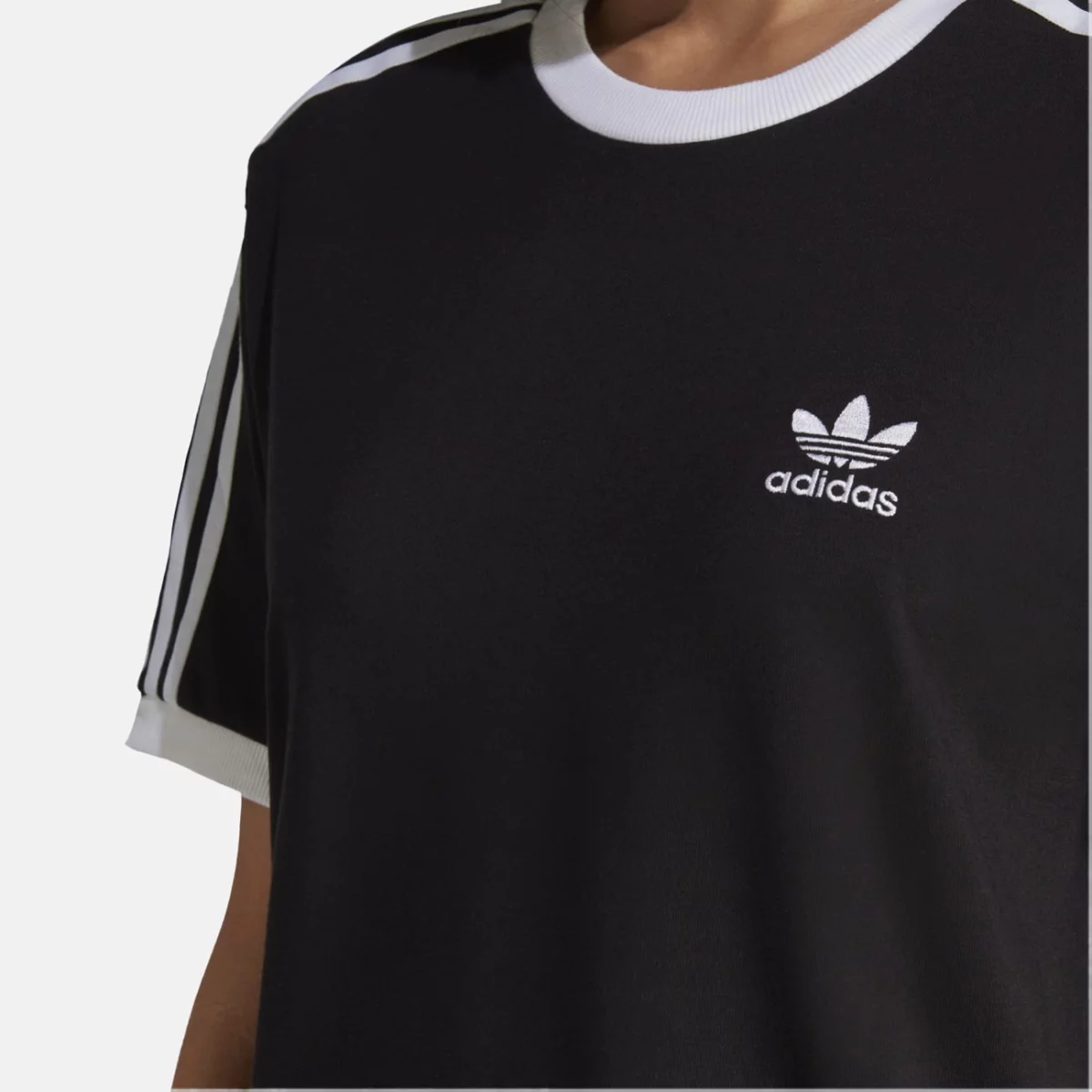 ib7407_7_apparel_on-model_detail-view-1_grey-huge-66579fd00de64