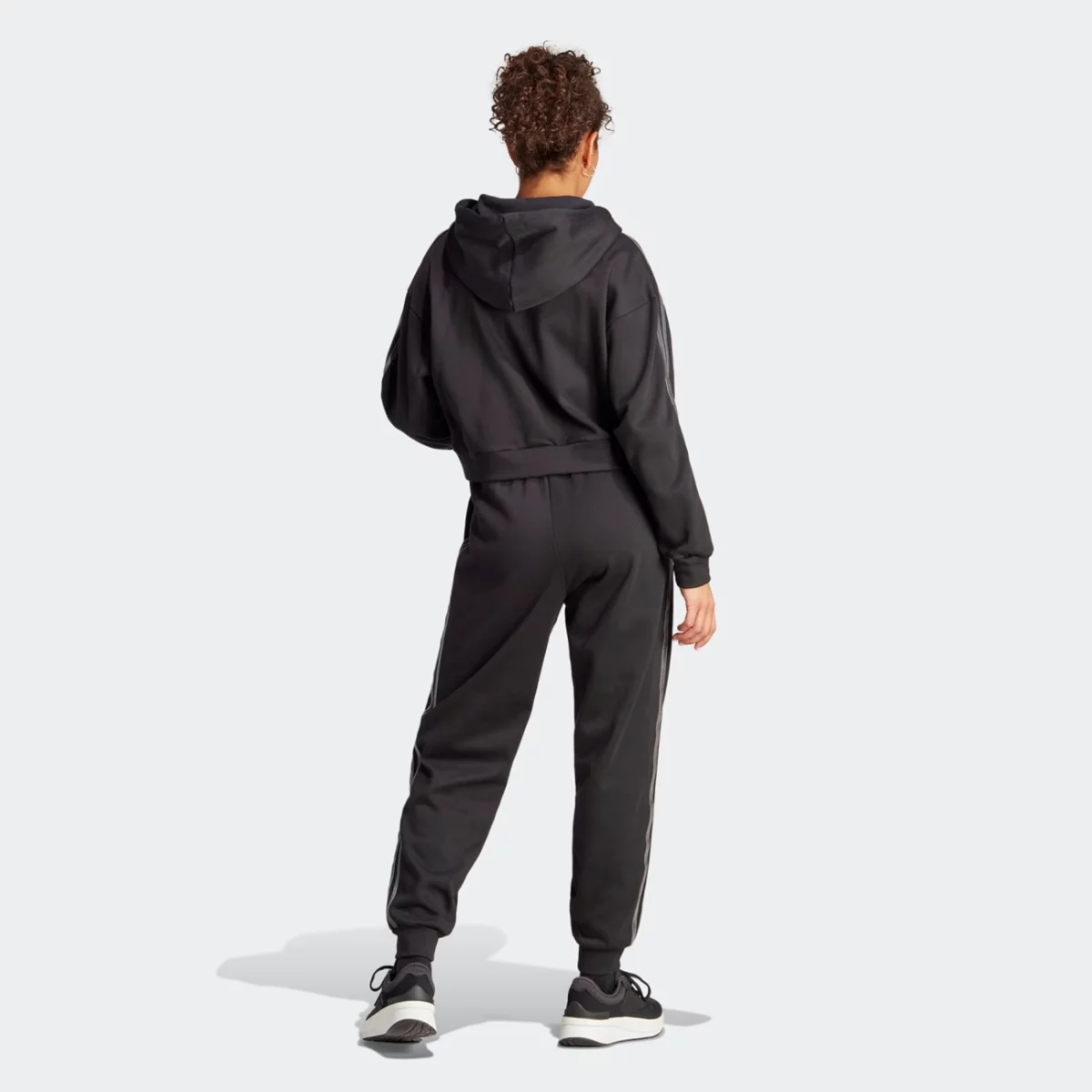 ia3150_6_apparel_on-model_back-view_grey-huge-6657a7ce5396b